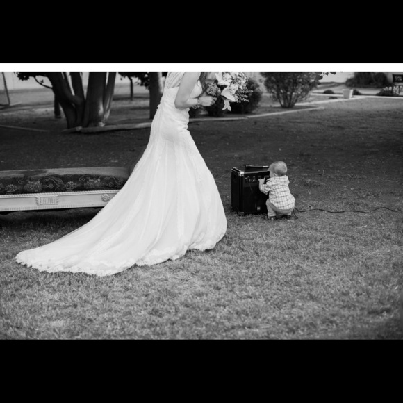 Symphony of Venus Wedding Dress - Picture 5 of 16